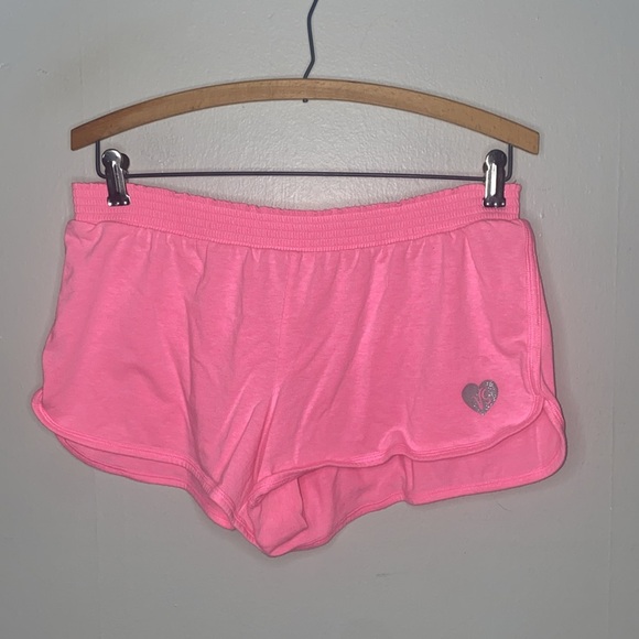 🐆Pink Pink Victoria Secret shorts! - Picture 2 of 8
